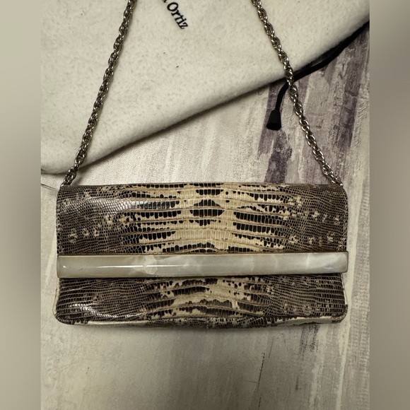 Daniella Ortiz Shoulder Bag - Picture 3 of 4